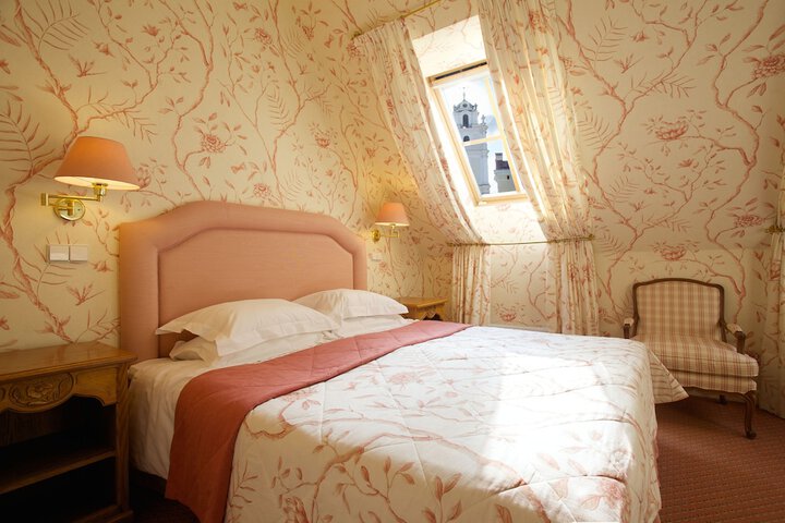 Room 47 of 92