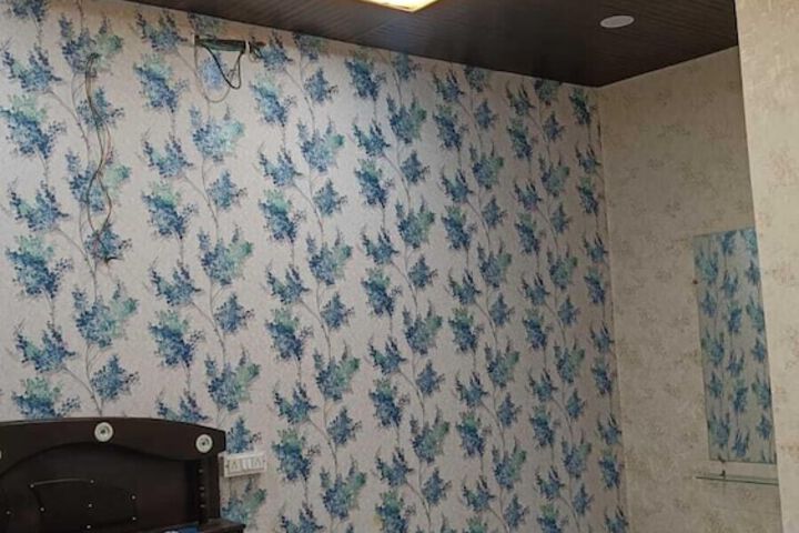 Room 6 of 15