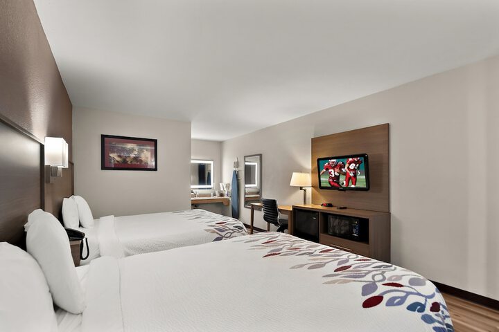 Deluxe 2 Queen Beds Second Floor (10 of 10)