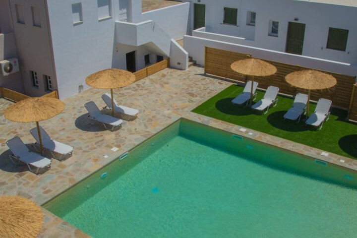 Pool 19 of 41