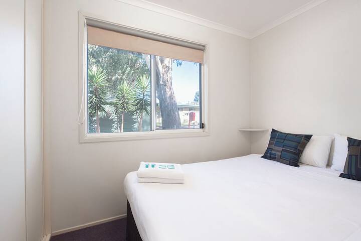Room 13 of 82