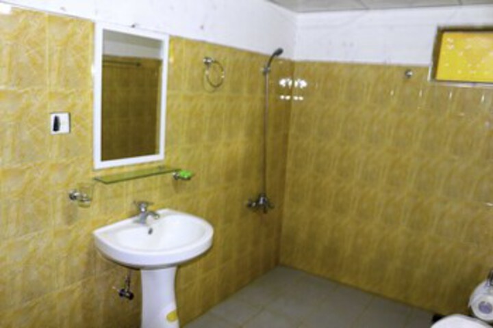 Room 3 of 15