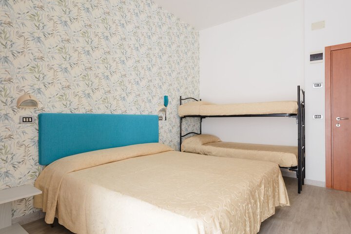 Room 9 of 59