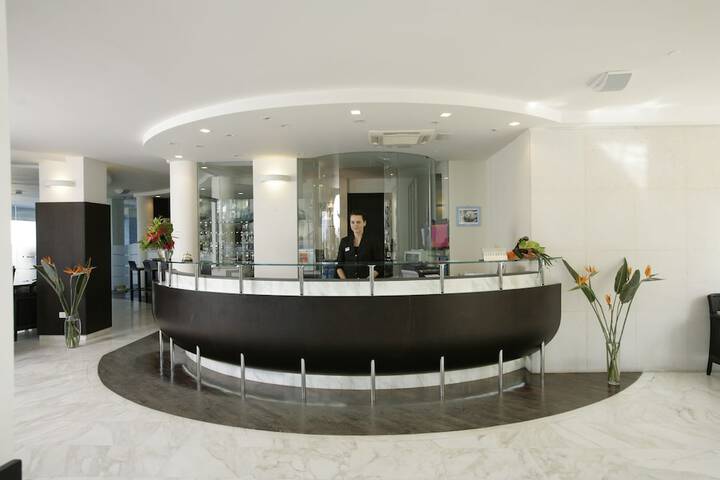 Hotel 2 of 62
