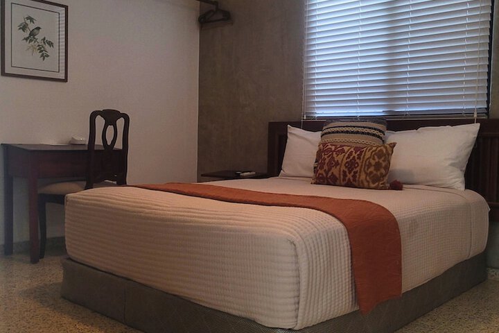 Room 18 of 52