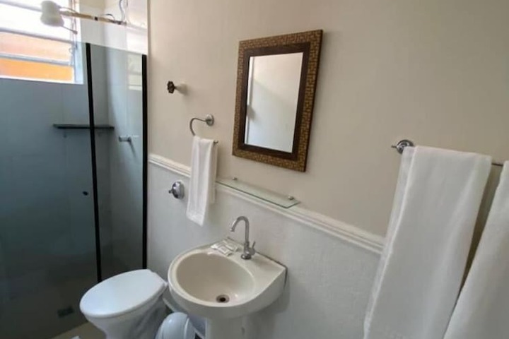 Room 22 of 35