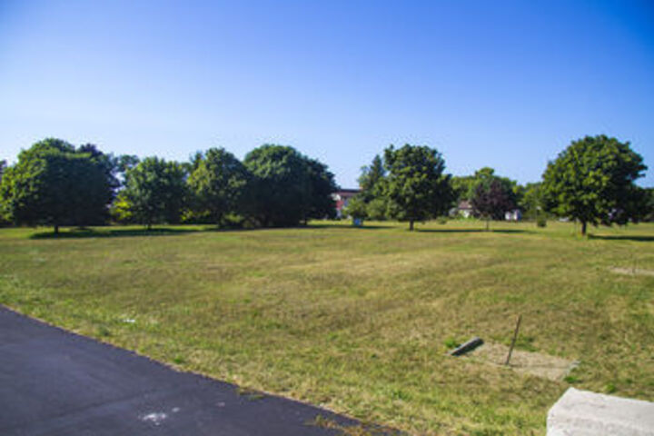 Property Grounds 19 of 19
