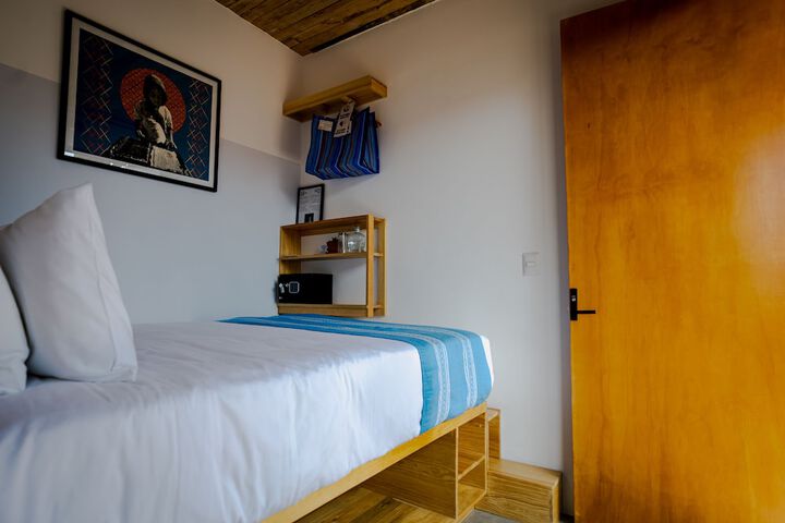 Room 22 of 92
