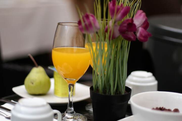 Breakfast/Coffee Service 77 of 83