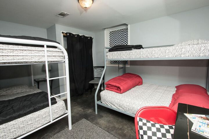 Room 15 of 43