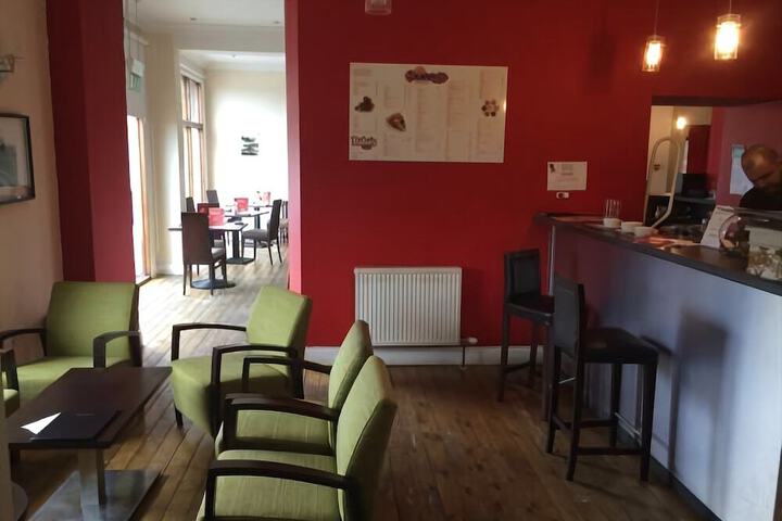 Photo 16