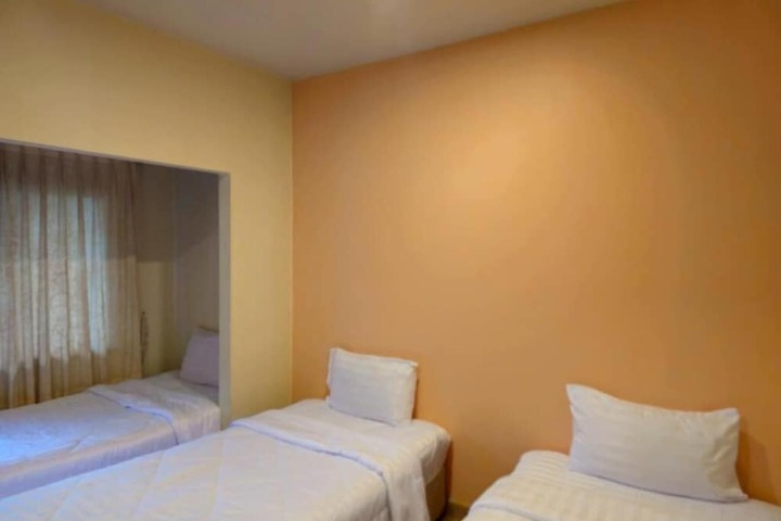 Room 4 of 59