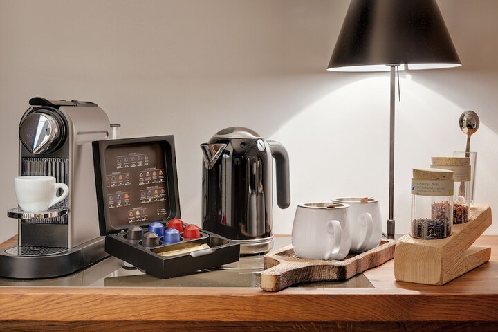 Breakfast/Coffee Service 33 of 62