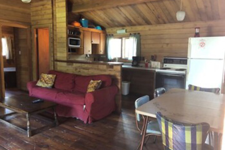Room 7 of 14