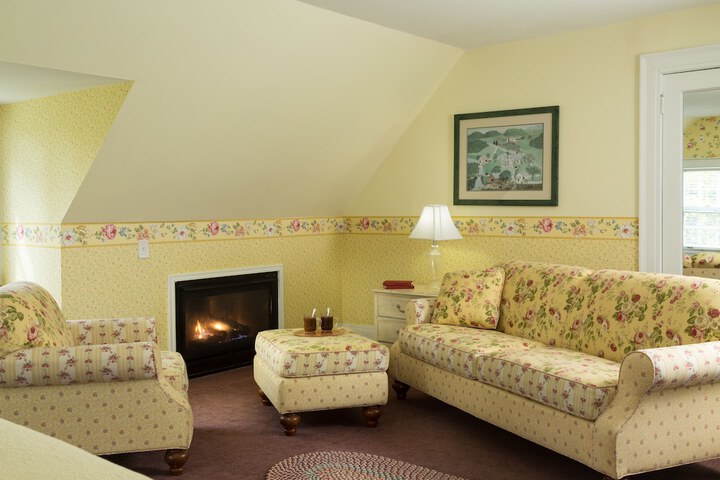 Room 35 of 75