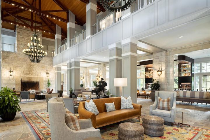 Hotel Lobby