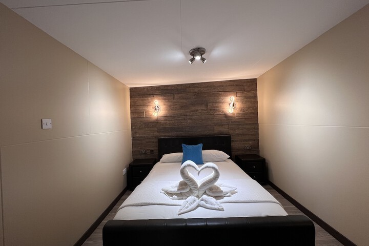 Room 6 of 57