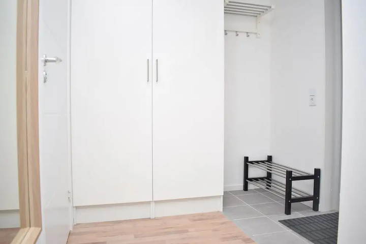 Room 7 of 10