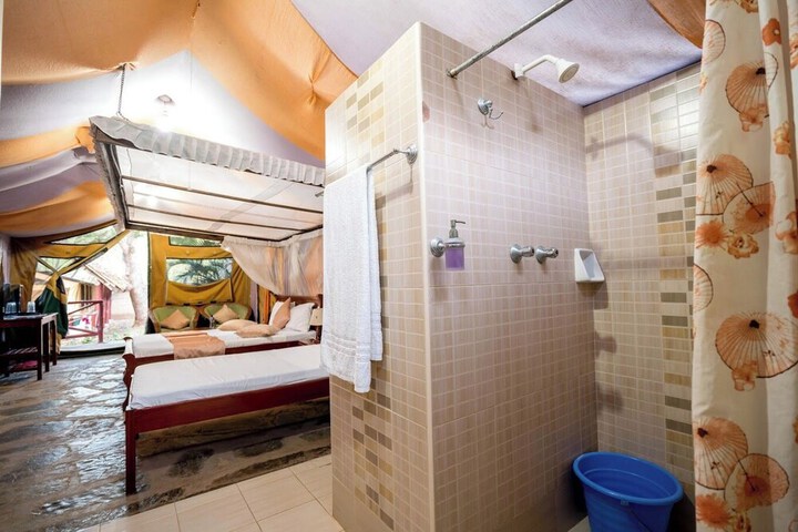 Room 15 of 66