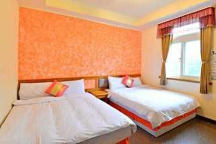 Room 11 of 21