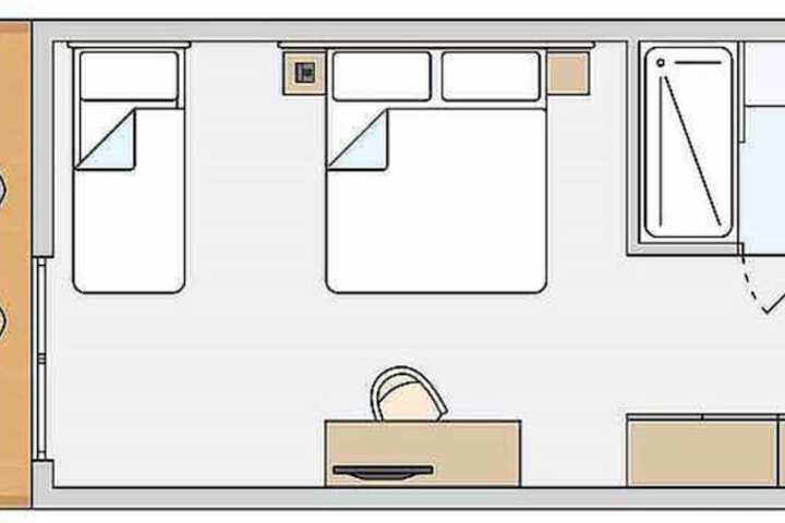 Room 7 of 118
