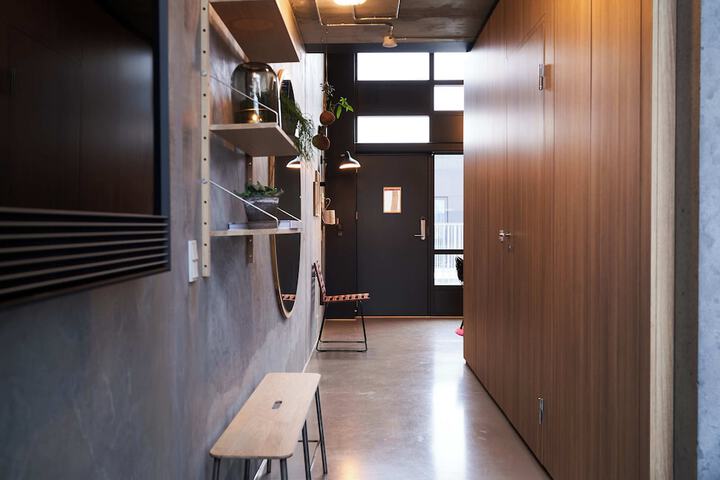 Room 27 of 125