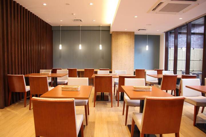 Dining Photos