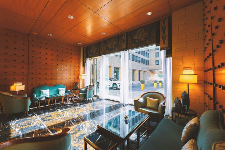 Guest Lobby