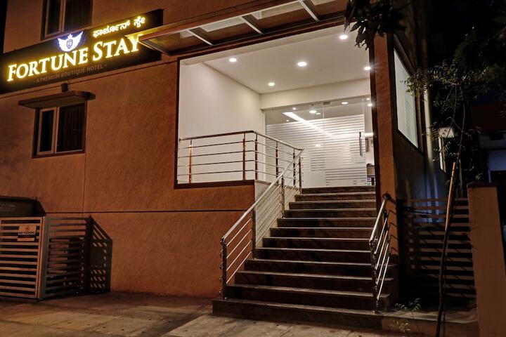 Hotel 33 of 35