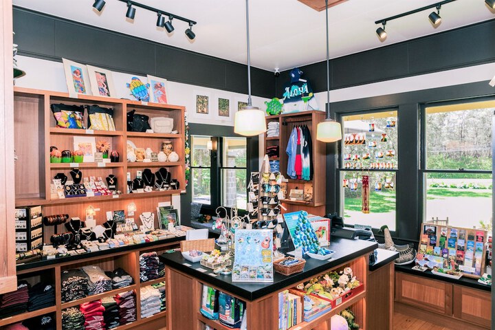 Gift Shop 95 of 126