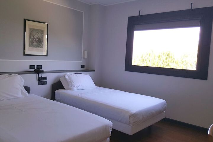 Room 20 of 87