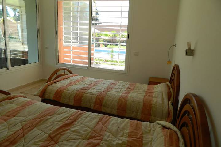 Room 3 of 33