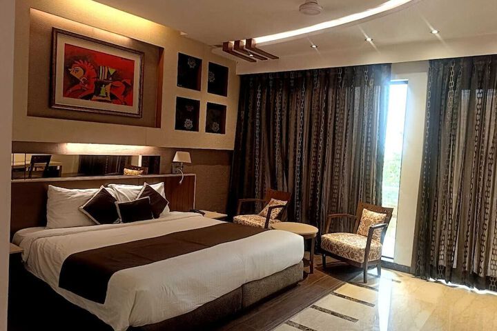 Room 19 of 54