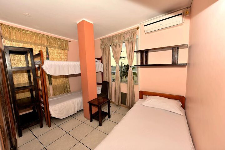 Room 16 of 41