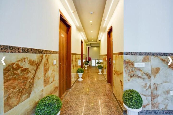 Hotel Rosewood Near Delhi Airport