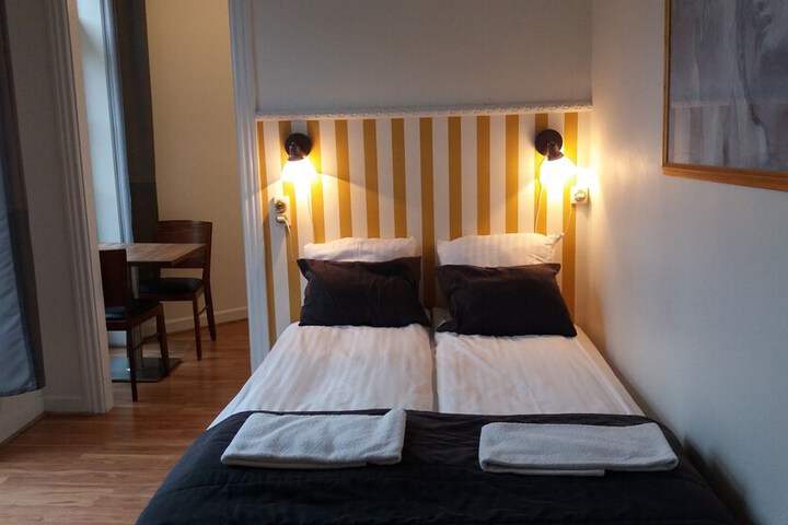 Room 48 of 56