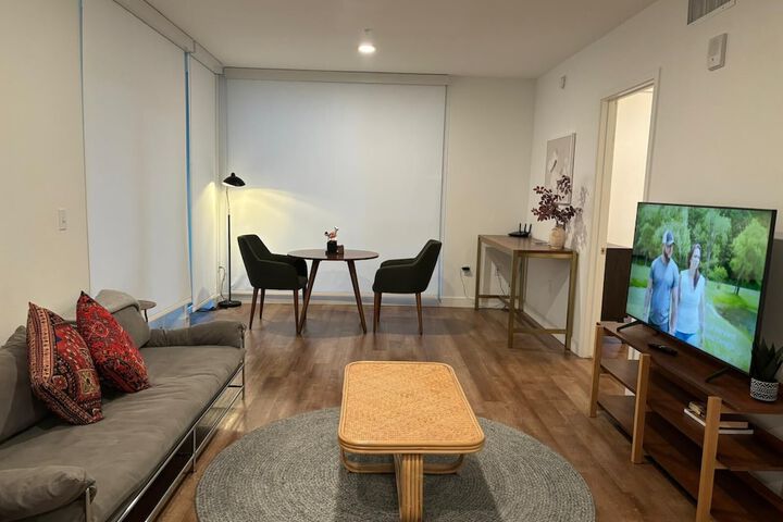 Room 33 of 130