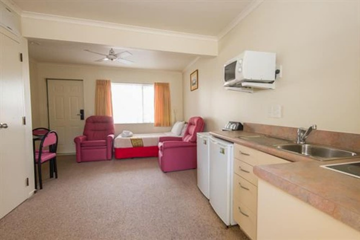 Room 12 of 61