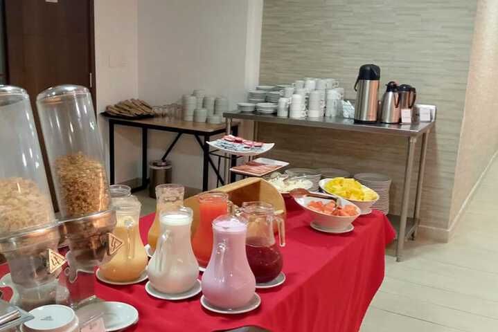 Breakfast buffet