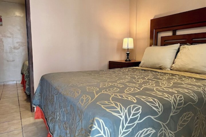 Room 10 of 23