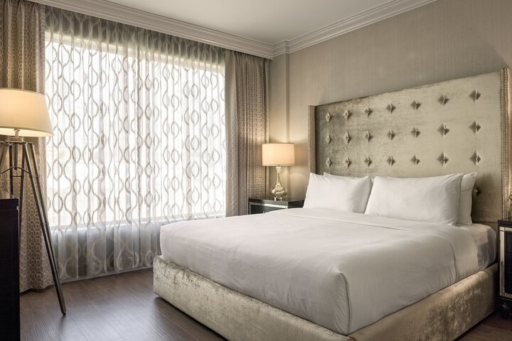 Room 4 of 37