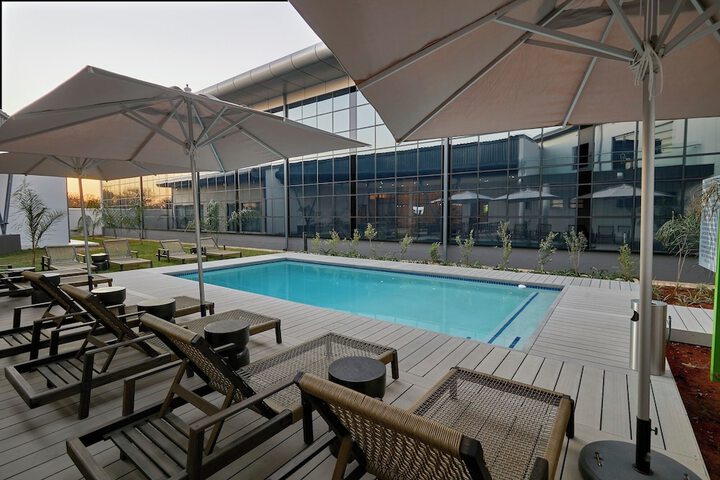 Pool 87 of 171
