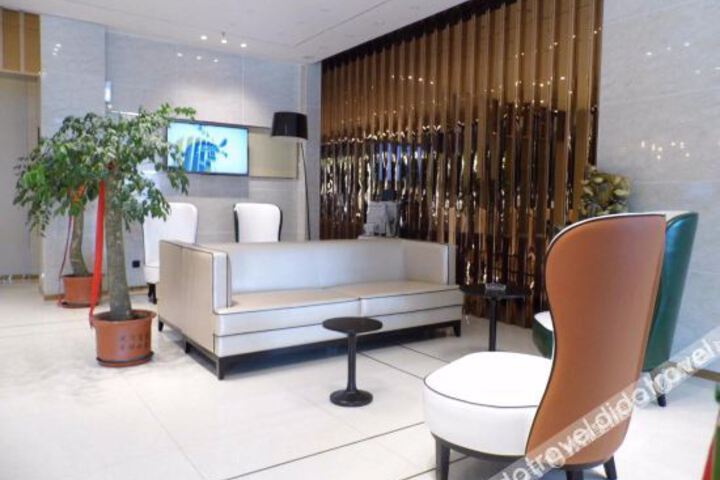 Hotel Interior 20 of 36