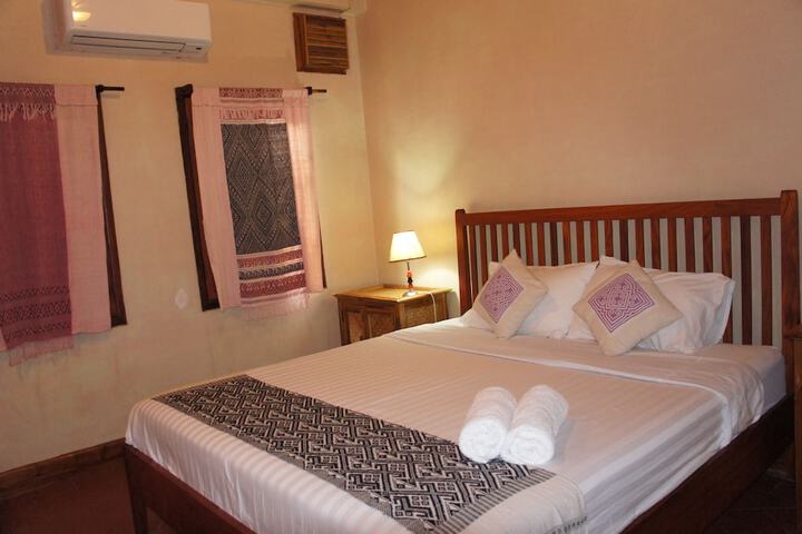 Room 10 of 53