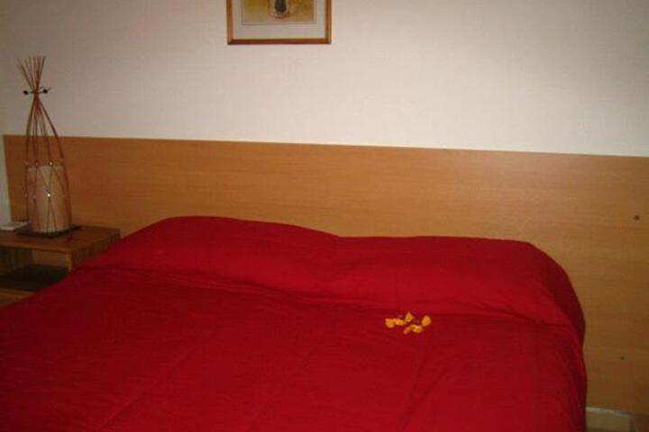 Room 18 of 24