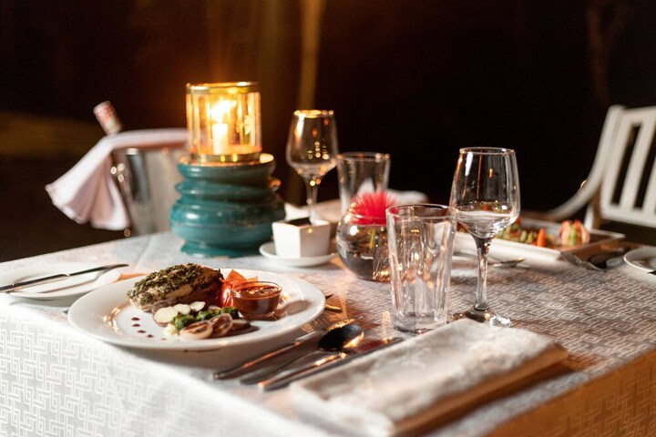 Dining 77 of 80