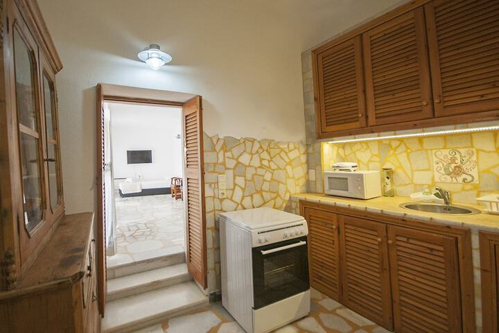 Room 24 of 33