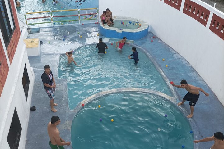 Pool 3 of 6