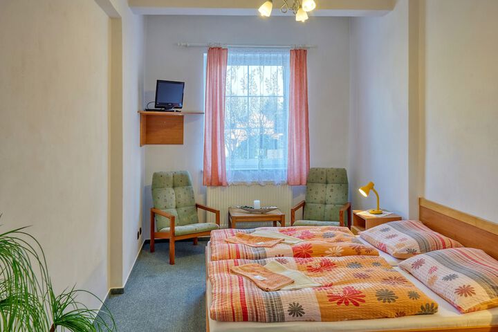 Room 7 of 45