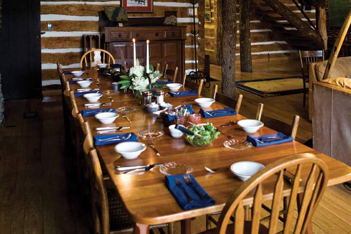 Dining 14 of 105
